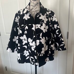 Coldwater Creek Black and White Floral Cape